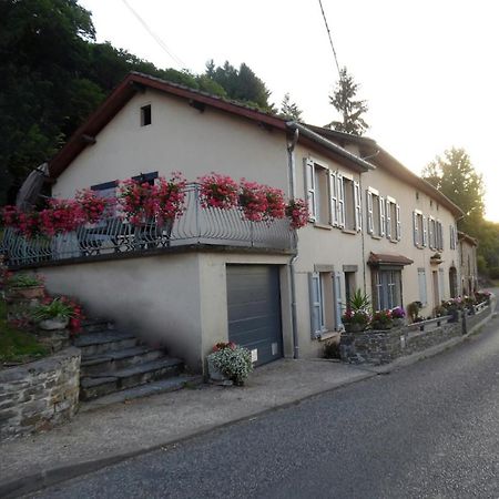 Hotel Le Pont De Livinhac Decazeville Esterno foto