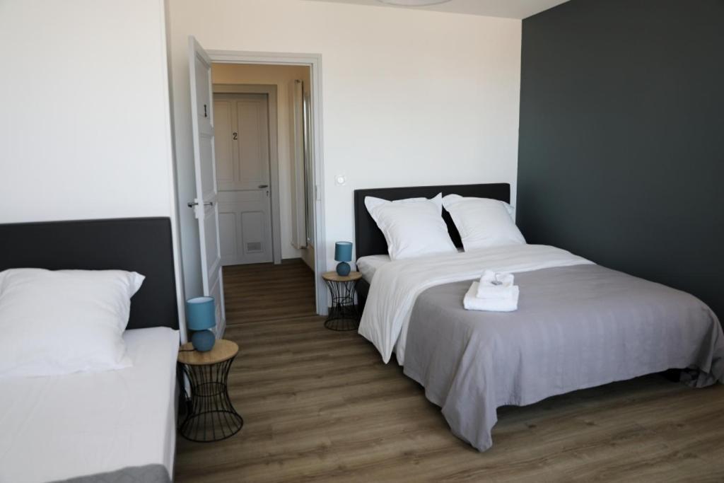 Hotel Le Pont De Livinhac Decazeville Esterno foto