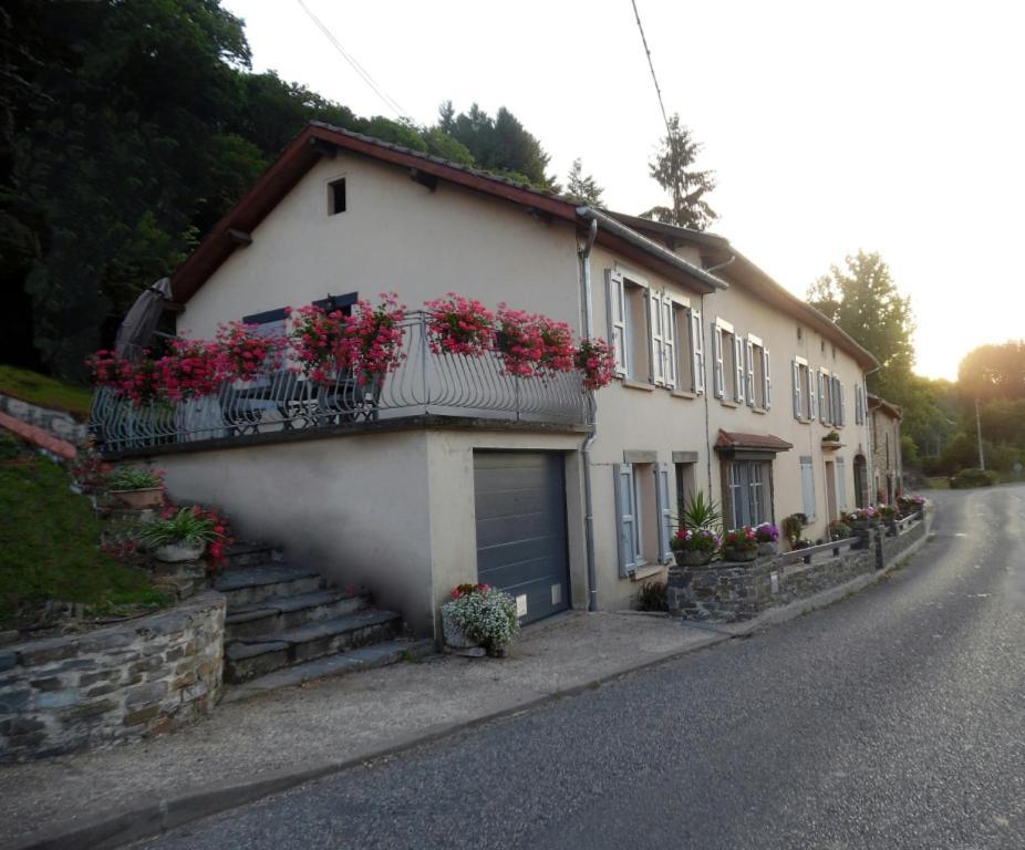 Hotel Le Pont De Livinhac Decazeville Esterno foto